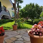 Вилла Luxury Villa With Stunning Views In Vlore