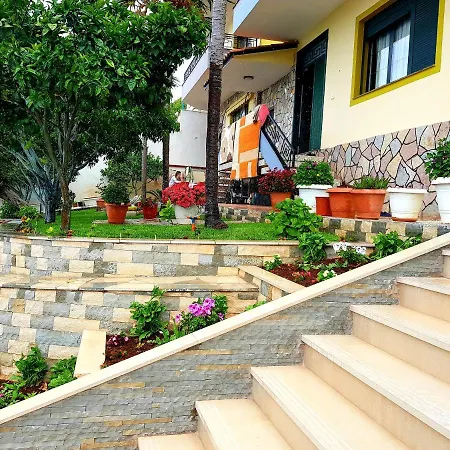 Meminaj Sea View And Garden Villa