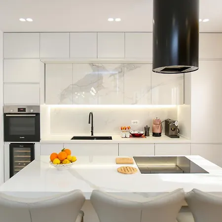 Villa Luxury With Stunning Views In *