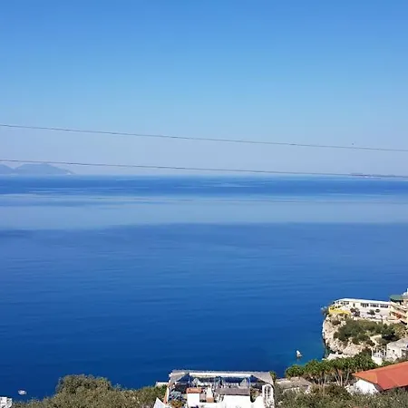 Meminaj Sea View And Garden Villa *