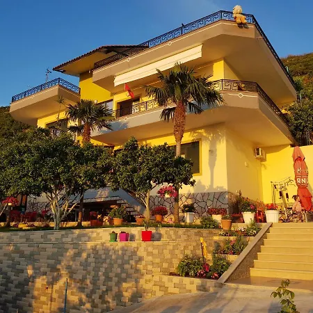 Meminaj Sea View And Garden 别墅 Vlorë