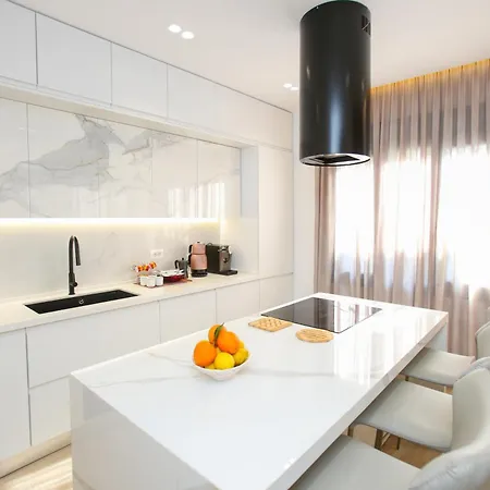 Luxury With Stunning Views In