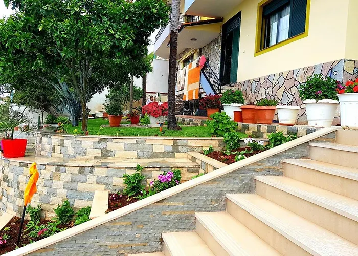 Luxury Villa With Stunning Views In Vlore 别墅